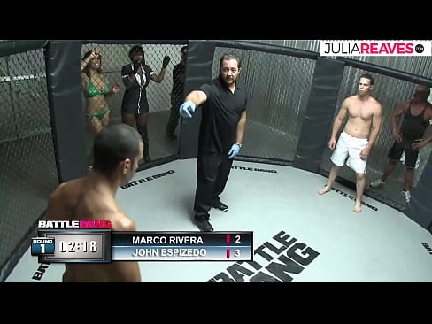 ❤️ I-Ultimate Fighter ijola intombazane enenombolo ngemva nje kokulwa eringini Amahule kithi